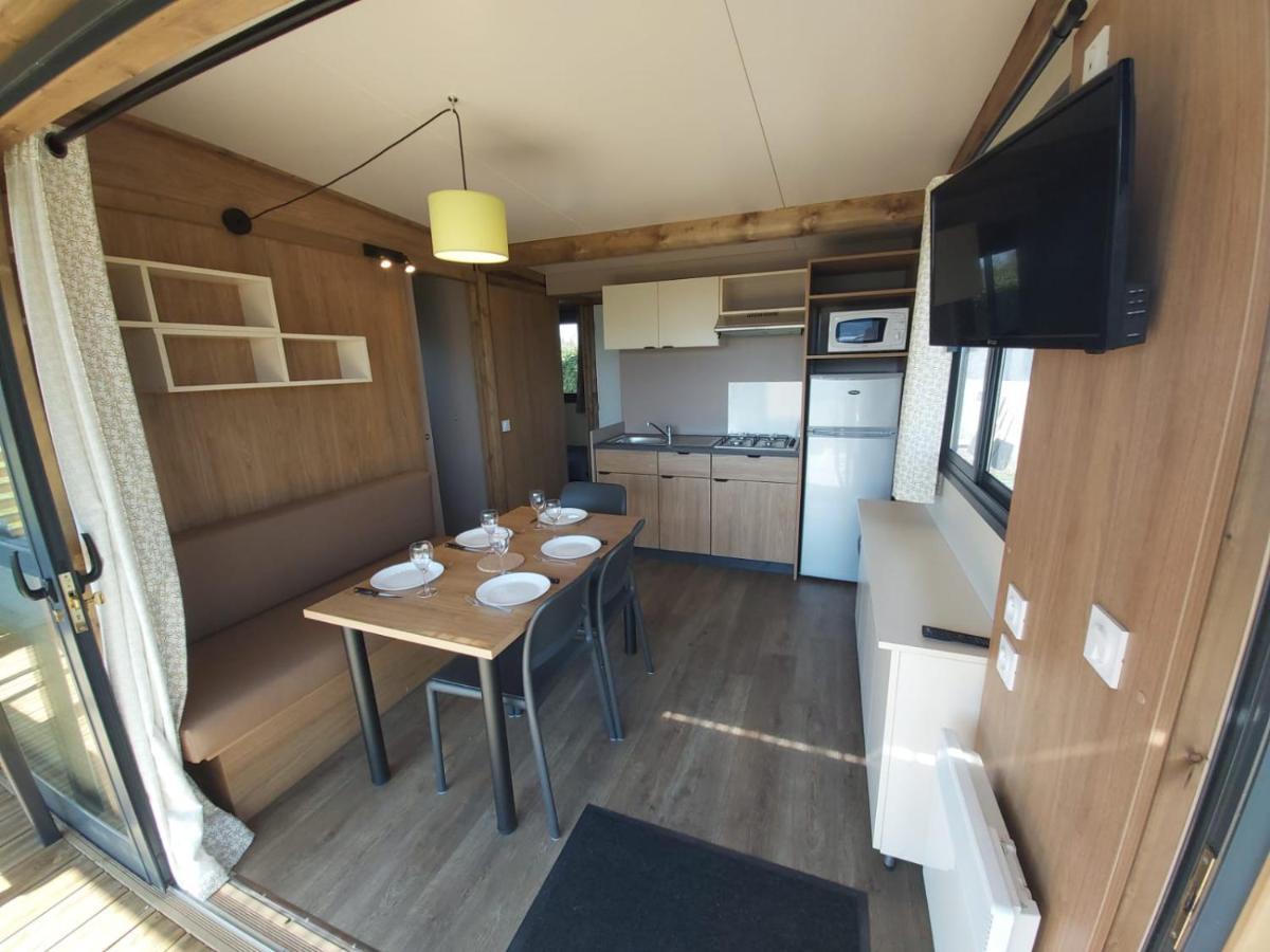 Camping Sainte Mere Eglise Ngoại thất bức ảnh