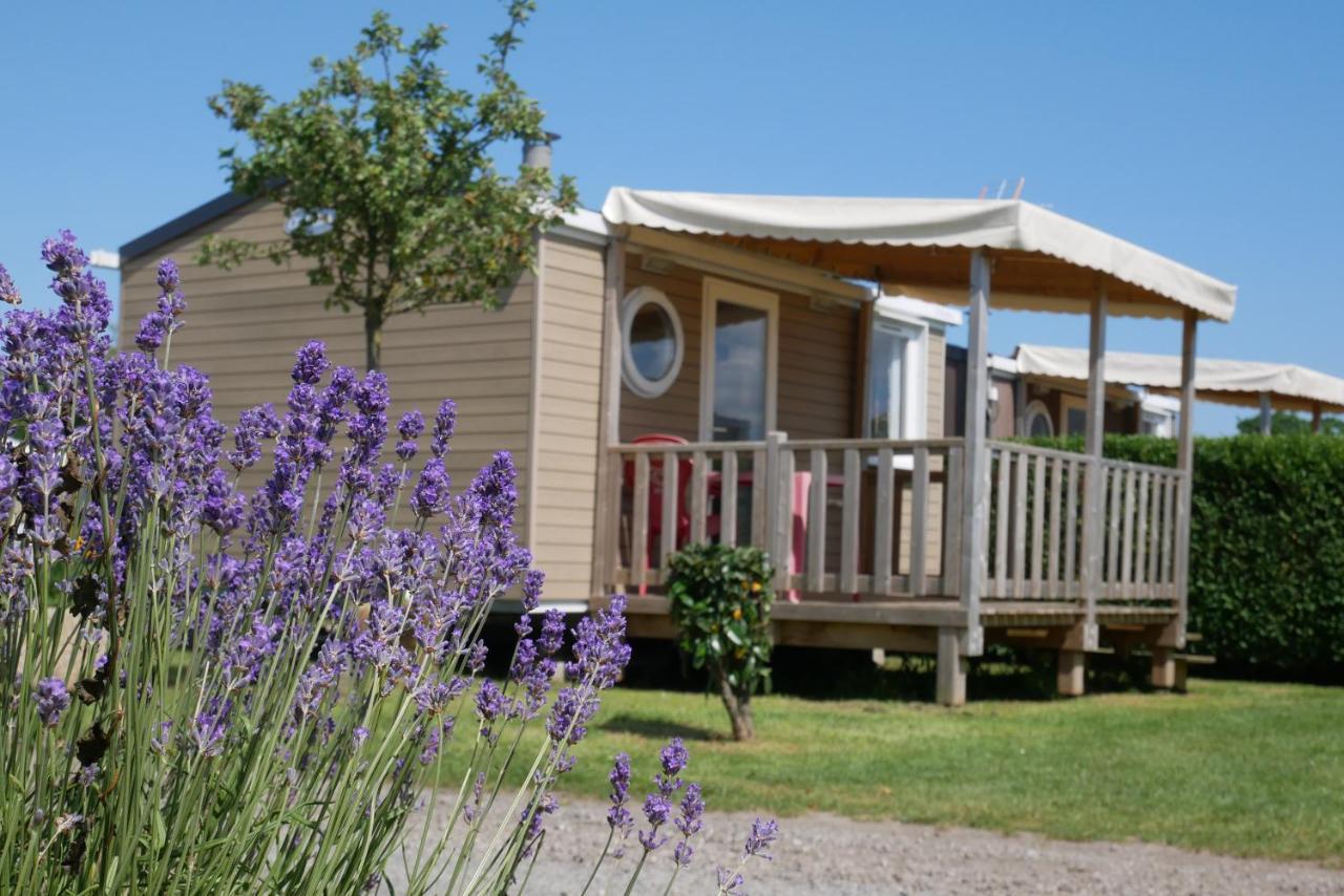 Camping Sainte Mere Eglise Ngoại thất bức ảnh